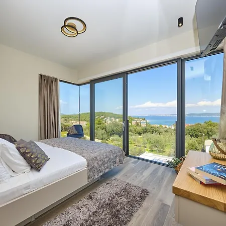 ヴィラ Sunlight *