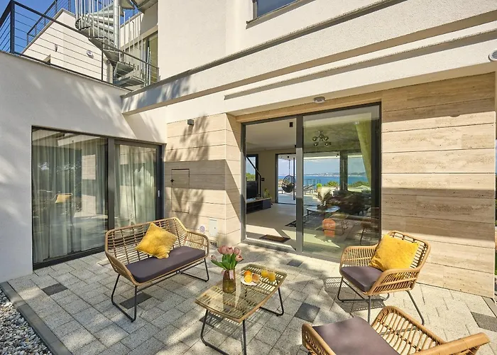 Sunlight Villa