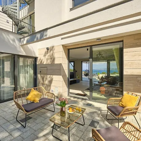 Sunlight Villa