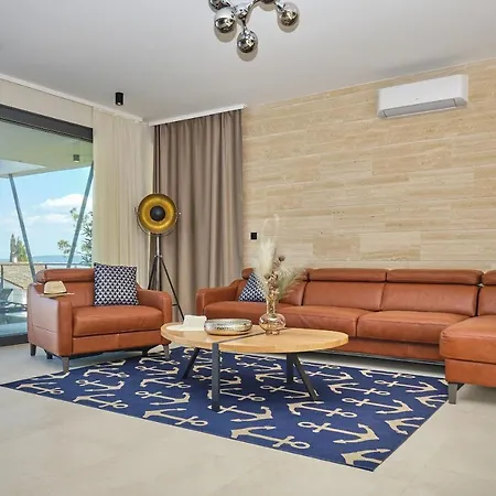 Villa Sunlight *